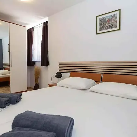 One-bedroom 18 Apartament *